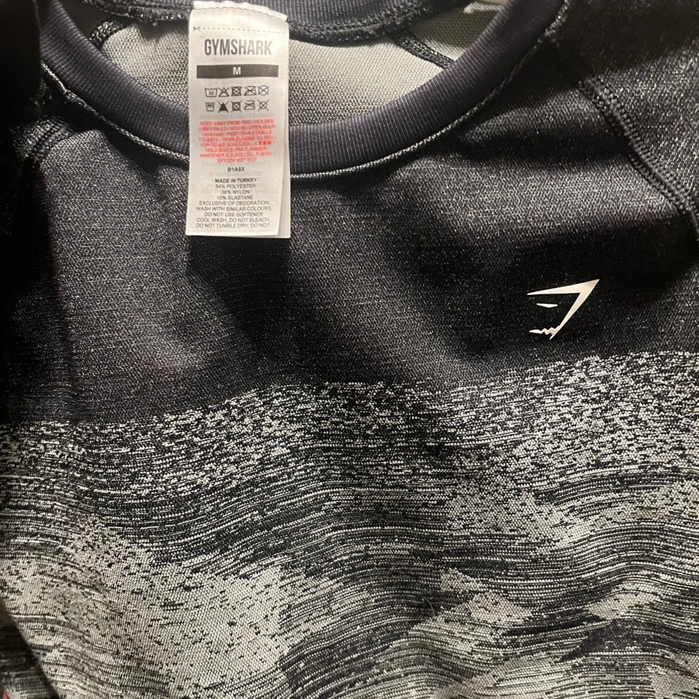 Gymshark Black and Gray Sweater